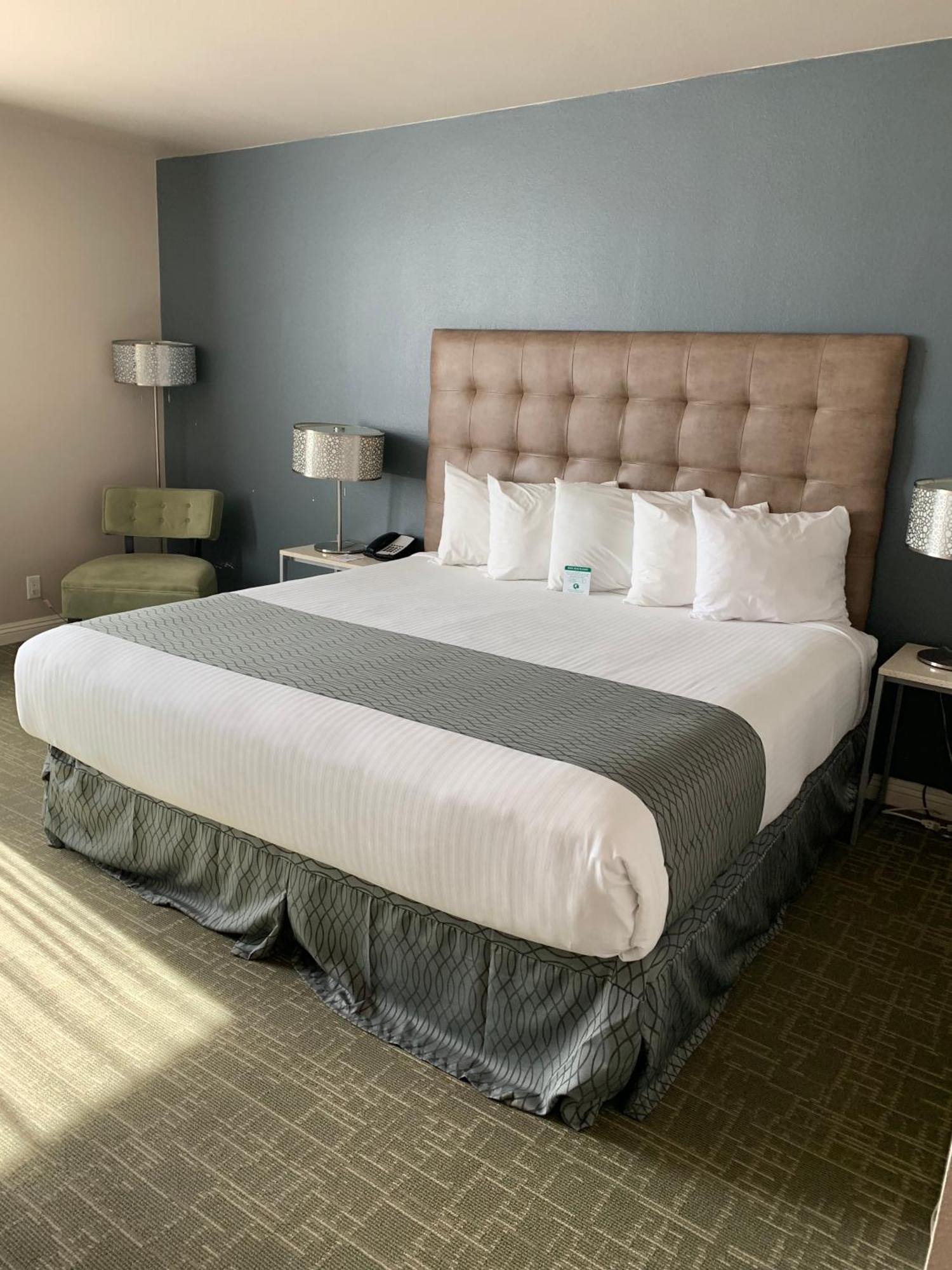 Redac Gateway Hotel Τόρανς Δωμάτιο φωτογραφία
